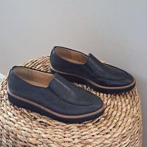 Naturalizer Women's Black Loafers